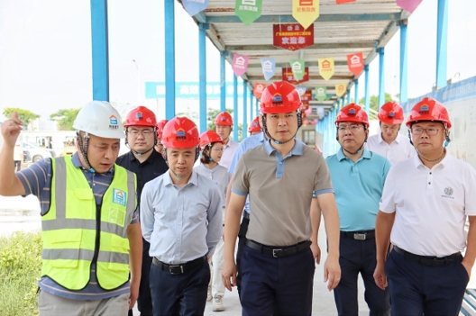 一切以项目为中心|华体会在线登陆_华体会(中国)建科集团总裁一线巡盘